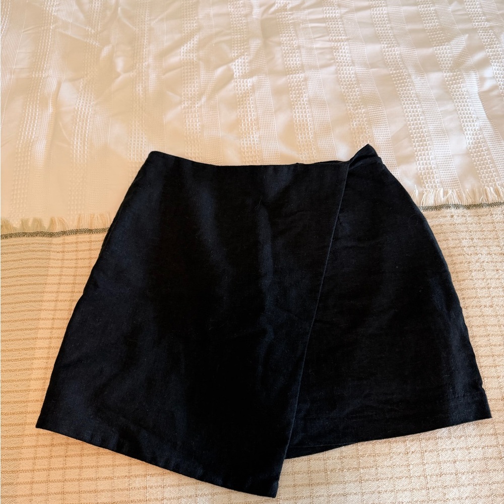 Abercrombie & Fitch Black Linen Mini Skirt
